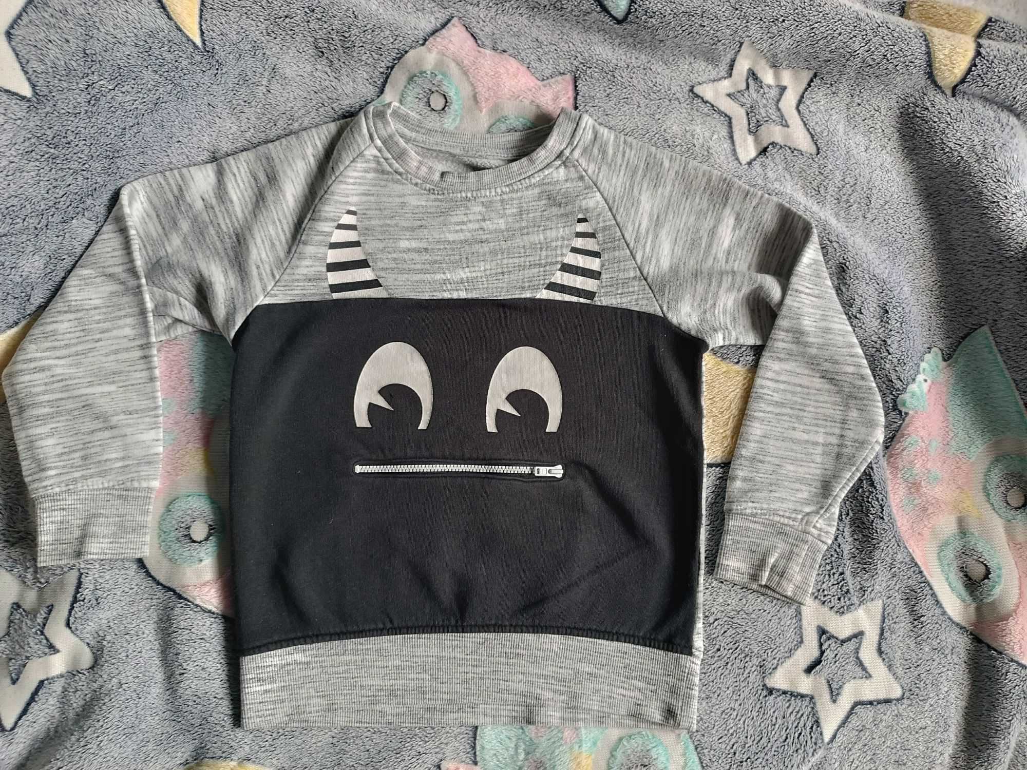 Bluza dresowa z kieszonką 110/116