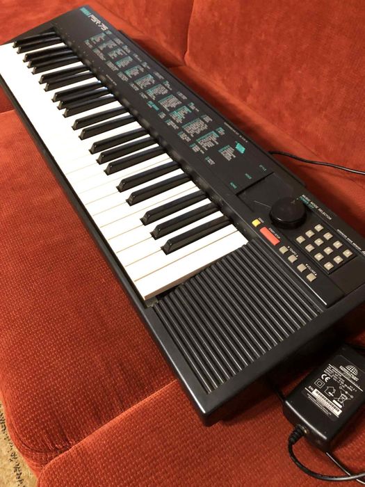 Keyboard YAMAHA polecam