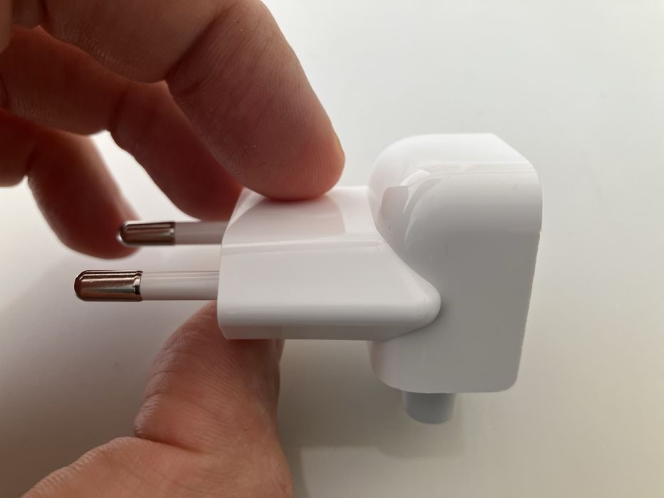 Переходник Apple MacBook, iPhone, iPad (евро вилка)