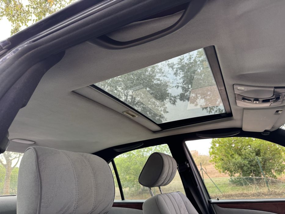 Mercedes E220 Classic