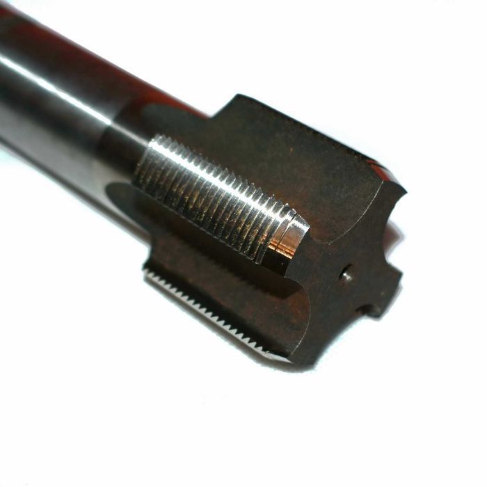 Gwintownik ręczny lewy metryczny HSS M48 x 2.0 LH