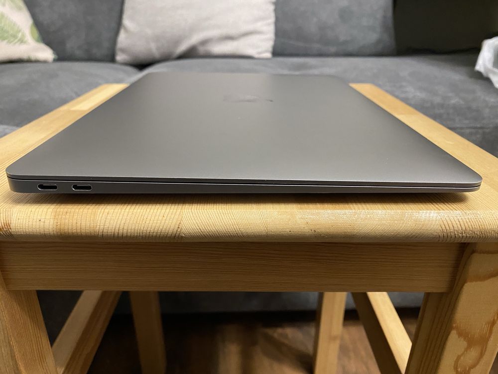 2020 MacBook Air 13” i5 A2179 16GB/256GB Stan BDB Nowa bateria Apple