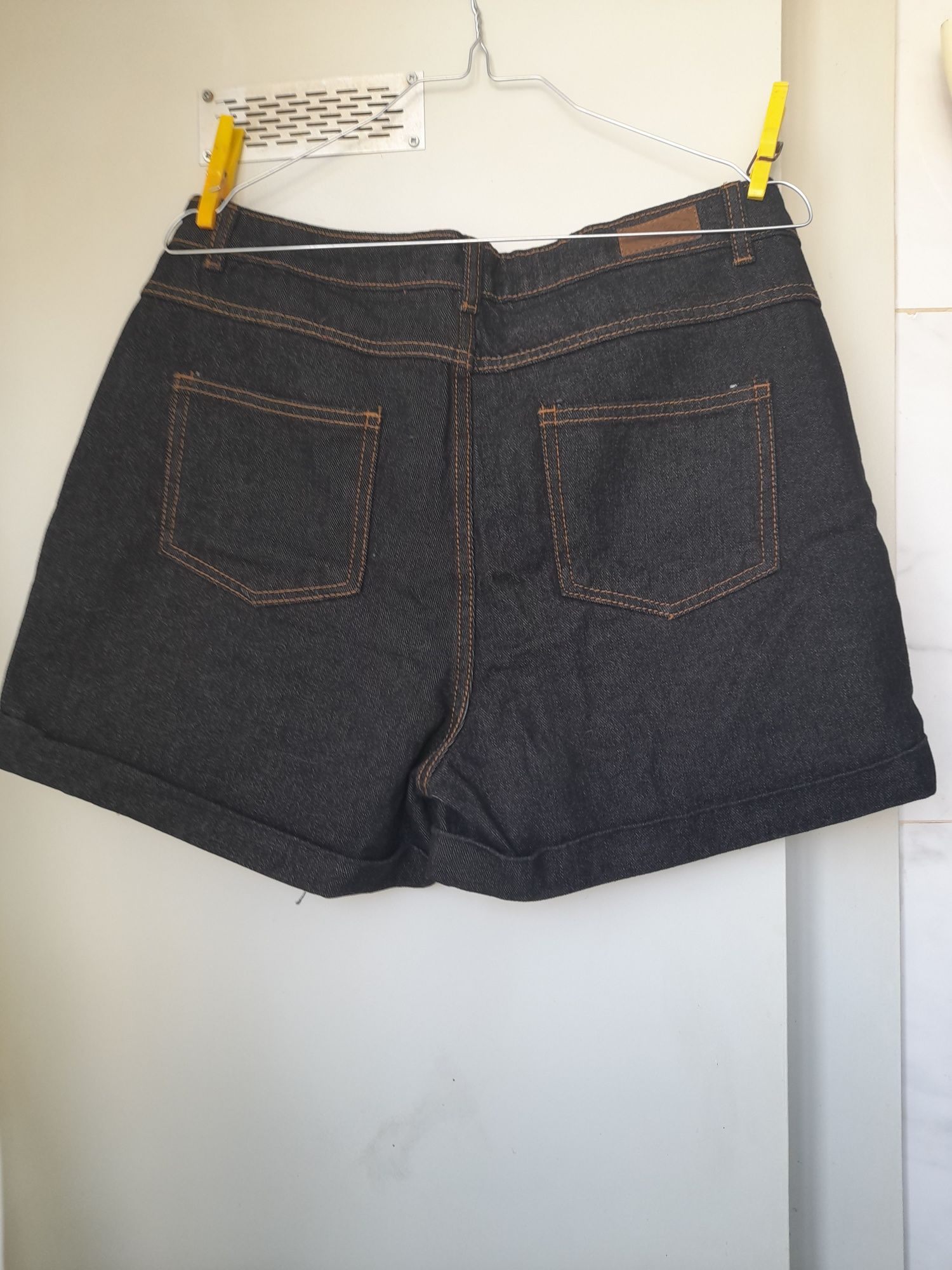 Calção de ganga preto tamanho L