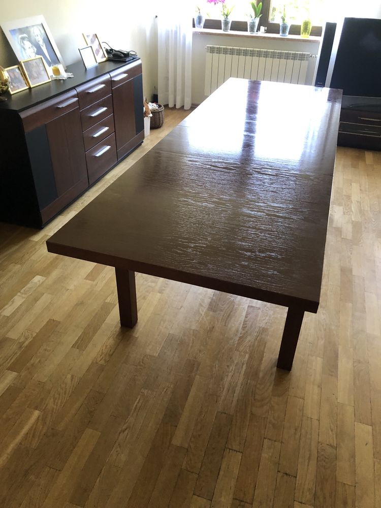 Stoł 180x90 rozkladany na 260 cm