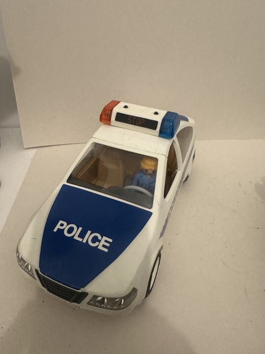 Carro da policia da playmobile