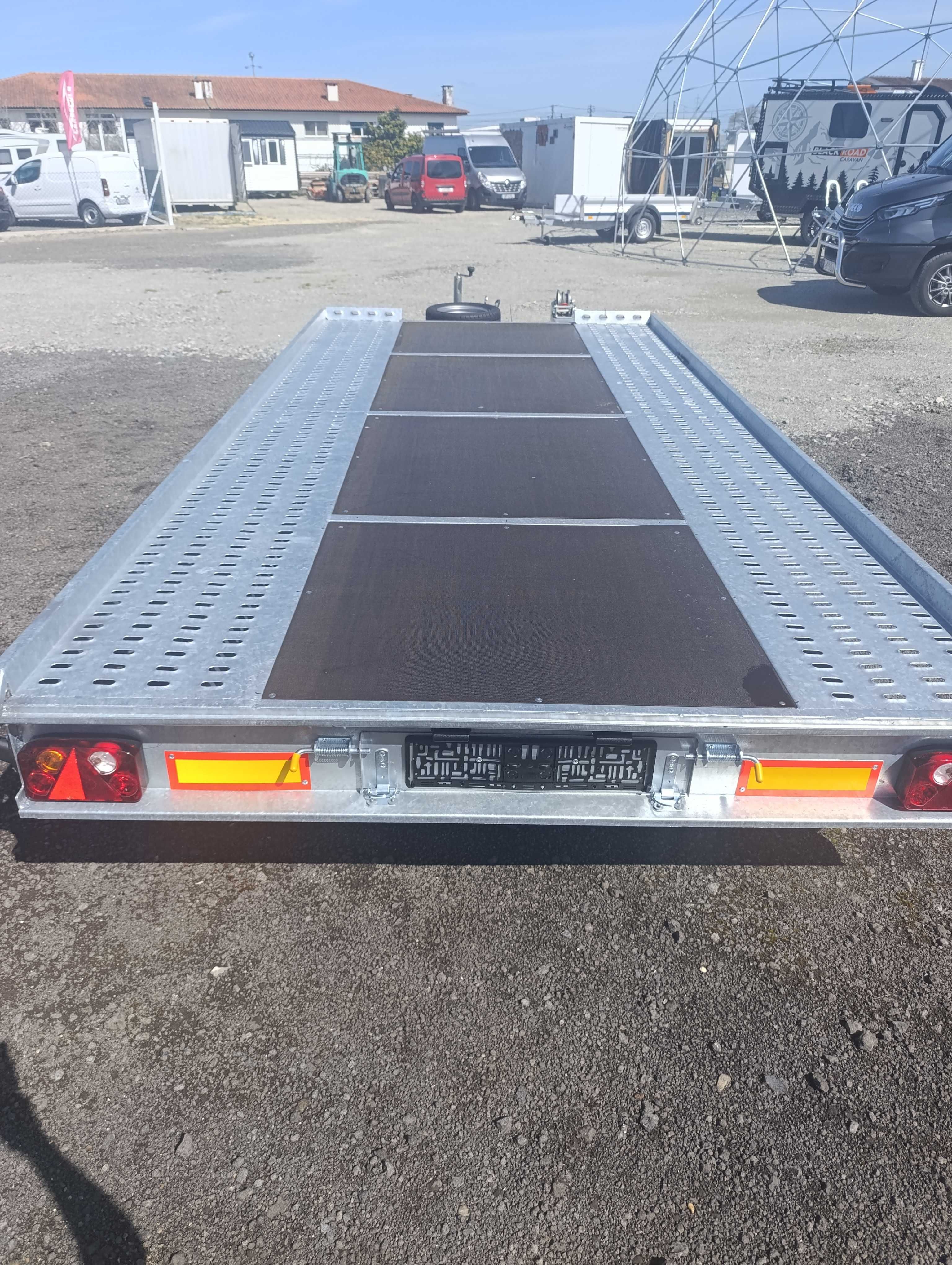 ATRELADO TRANSPORTE AUTOMÓVEIS 4,50 x 2,10 PB 2700, CARREGA 2T