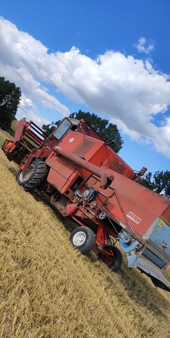Bizon Z056, kombajn