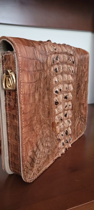 Сумка из крокодиловой кожи