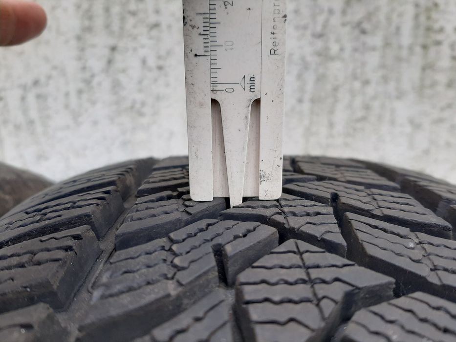 2x Opony zimowe 205/60R16 Dunlop WinterSport 5 / 8mm / 2022r