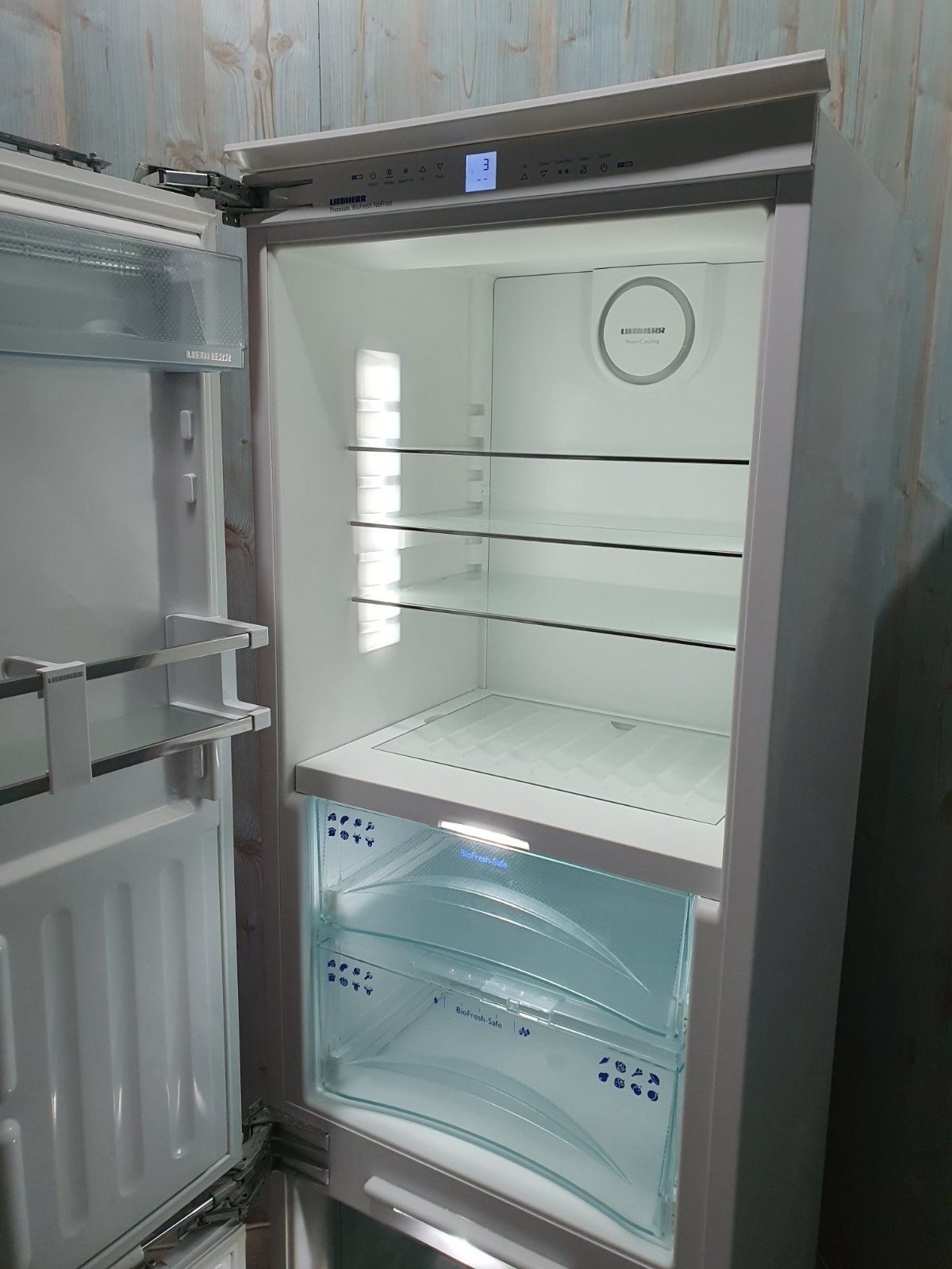 ТОПовый холодильник liebherr icbn3356 Идеал Сенсорный, led, PowerCooli