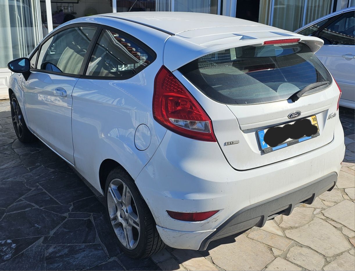 Ford Fiesta 1.6 90cv sportvan tdci