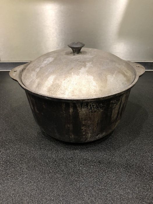 Казан с крышкой 3 литра