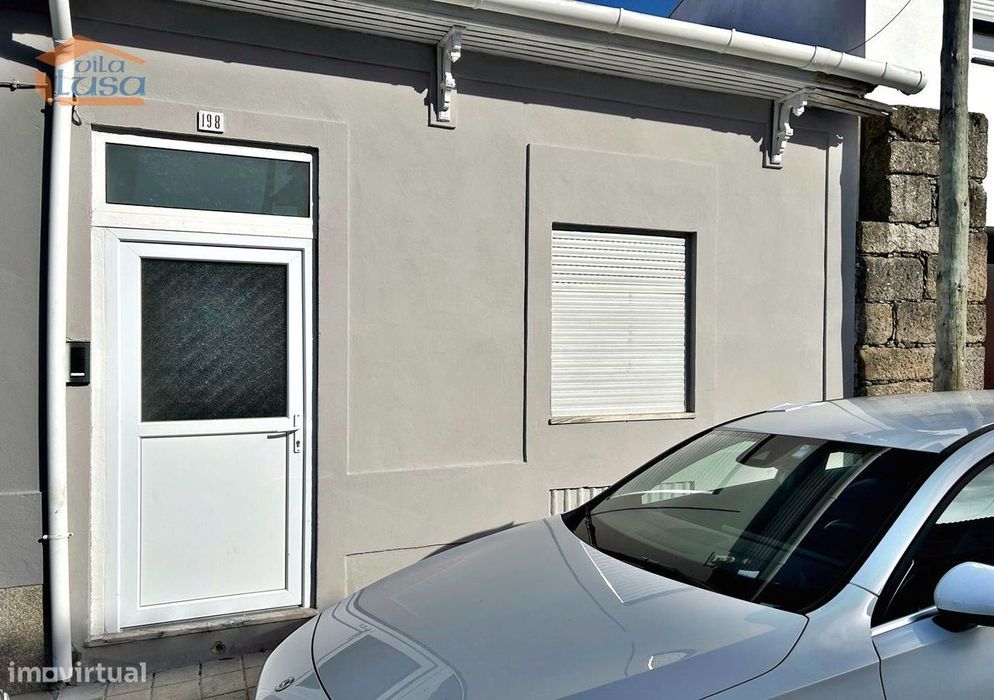 Quarto com uso de cozinha e quarto de banho com espaço exterior cen...