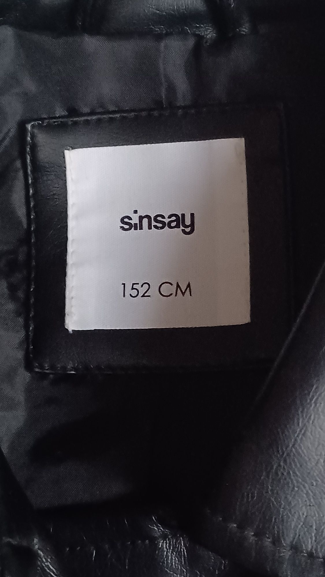 Ramoneska czarna 152 cm sinsay