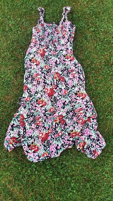 Letnia sukienka czarna w kwiaty Zebra XS