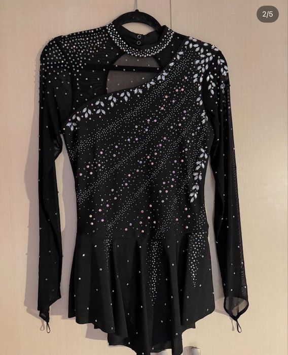 Платье для фигуристок