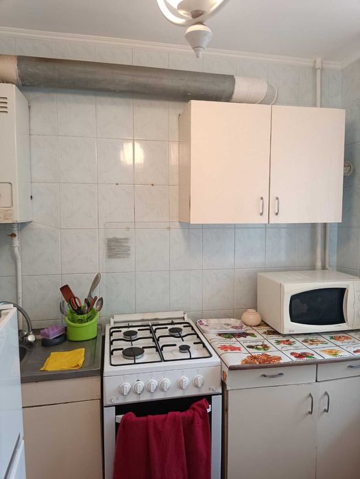 1к, південно-захід, середній поверх, зручне місце розташування