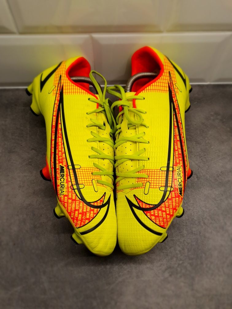 Korki Nike Mercurial Vapor 14 Academy FG/MG 42,5