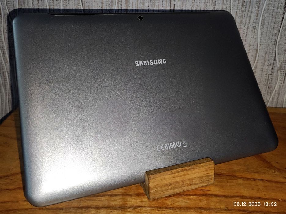 Планшет  Samsung Galaxy Tab 2/16 гарний стан