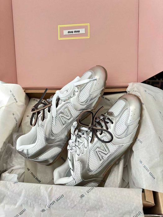 NewBalance_x _MIUMIU_Srebrny R.37