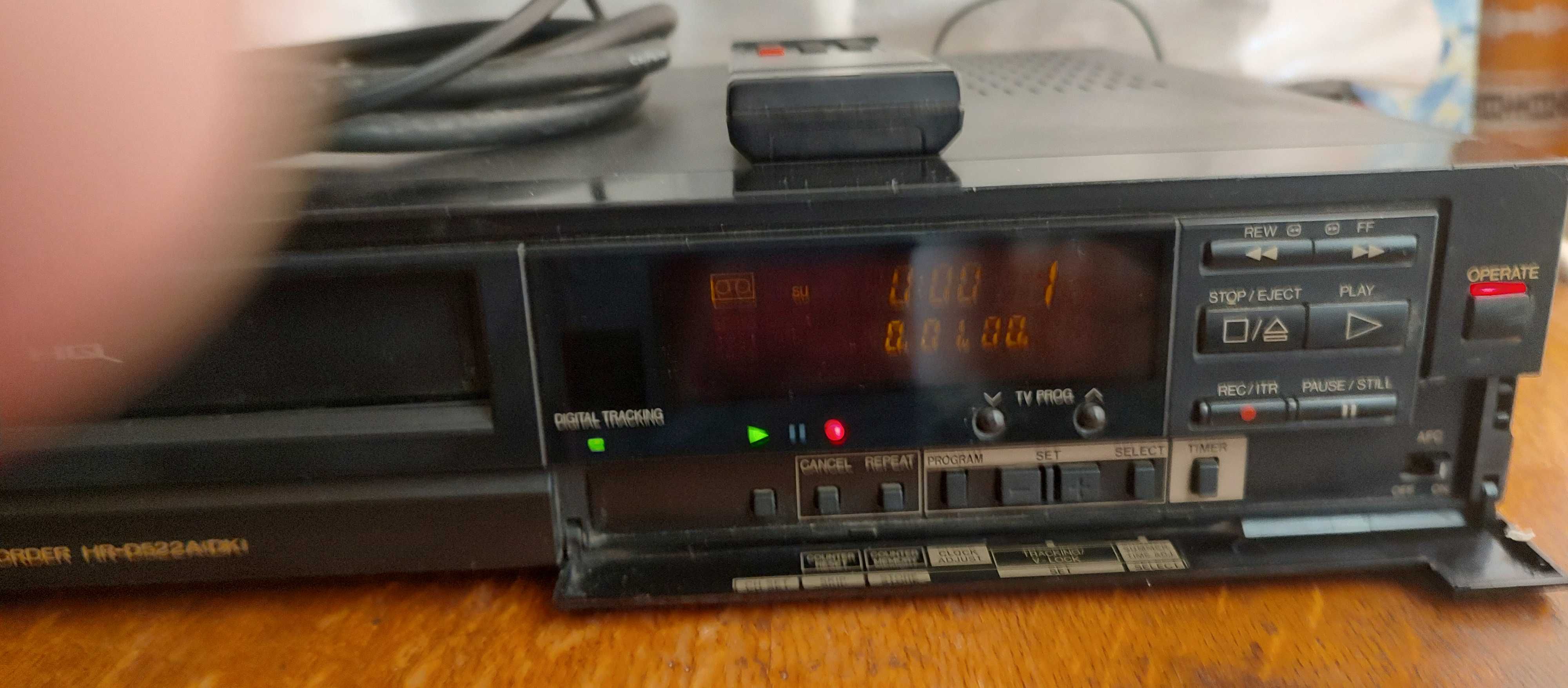 Видеомагнитофон JVC HR-D522A(DK)