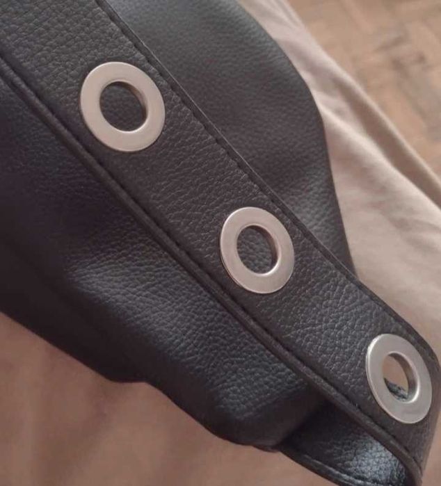 Saszetka nerka damska młodzieżowa cropp