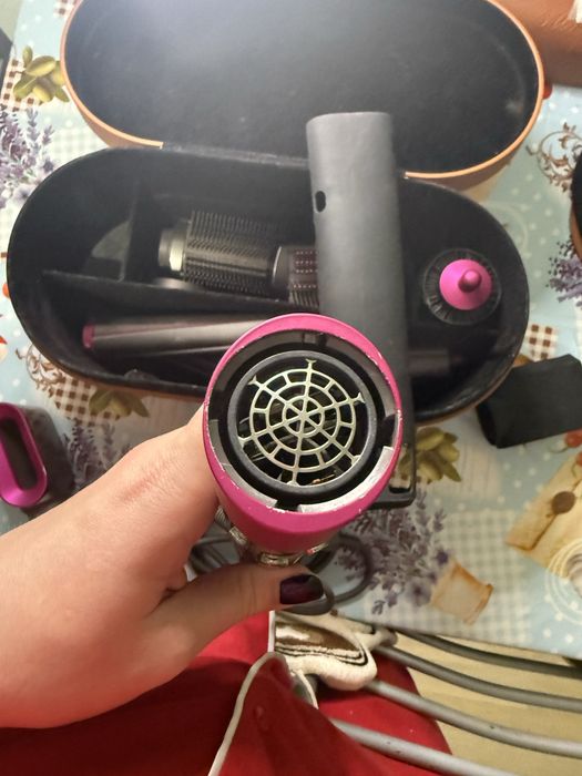 Dyson перша серія