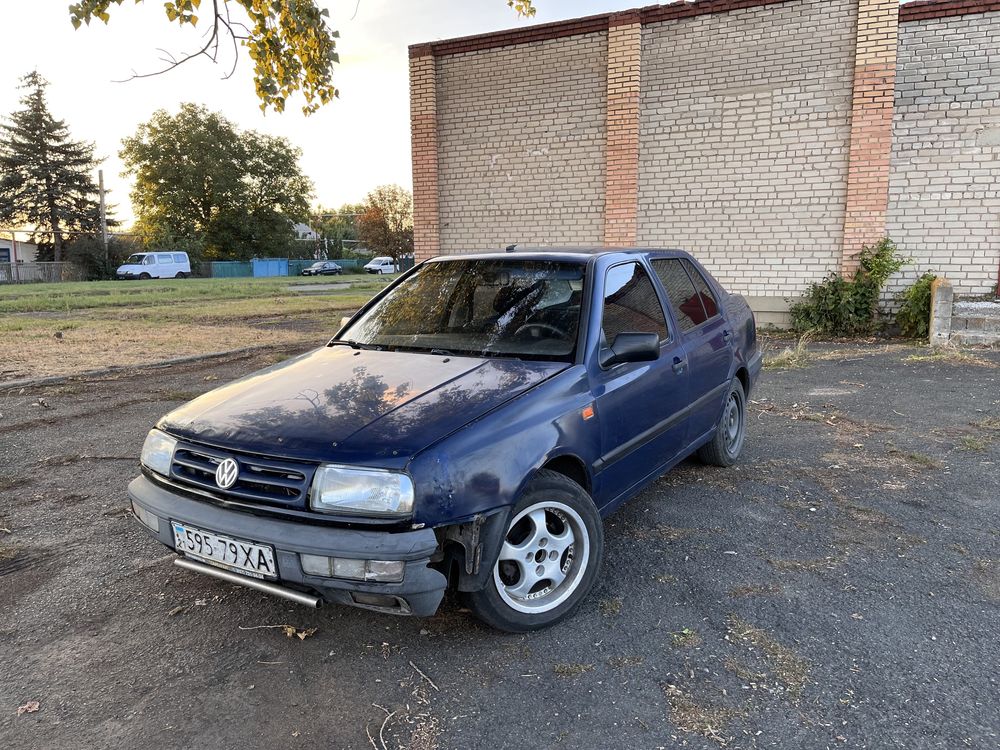 Авто Volkswagen Vento