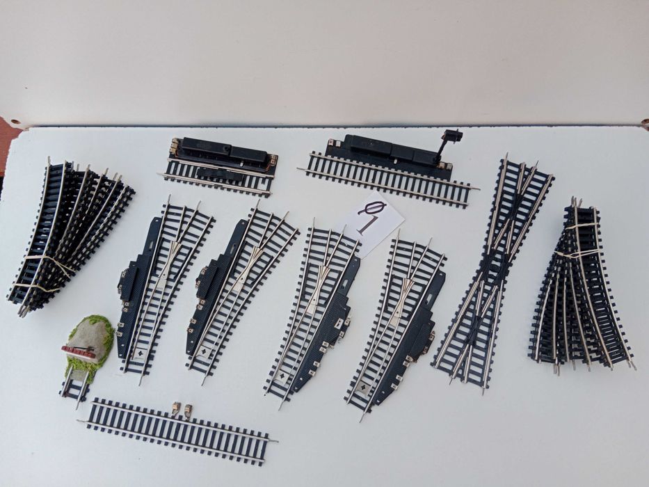 Zwrotnice PIKO plus tory skala HO  kolejka makieta .