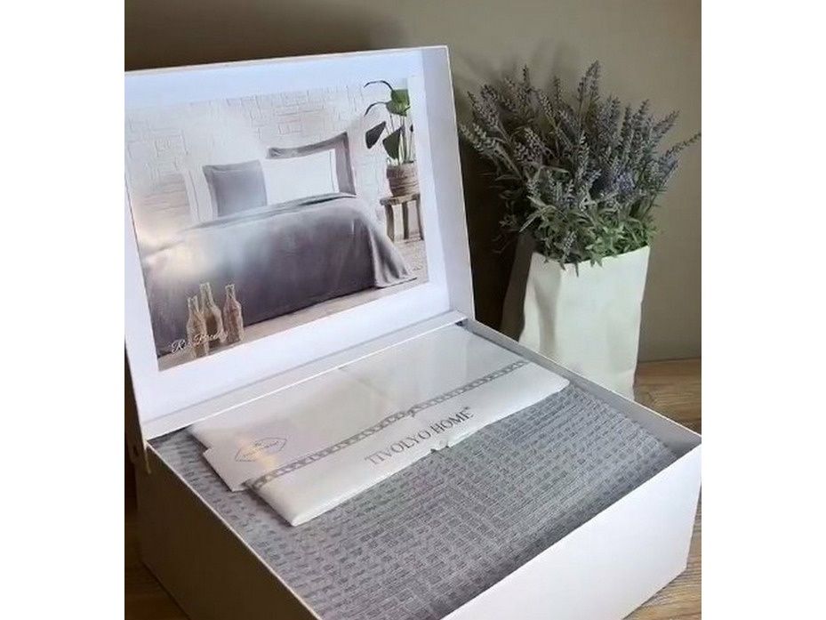 Постельное белье Tivolyo Home  пике с вафельным покрывалом евро