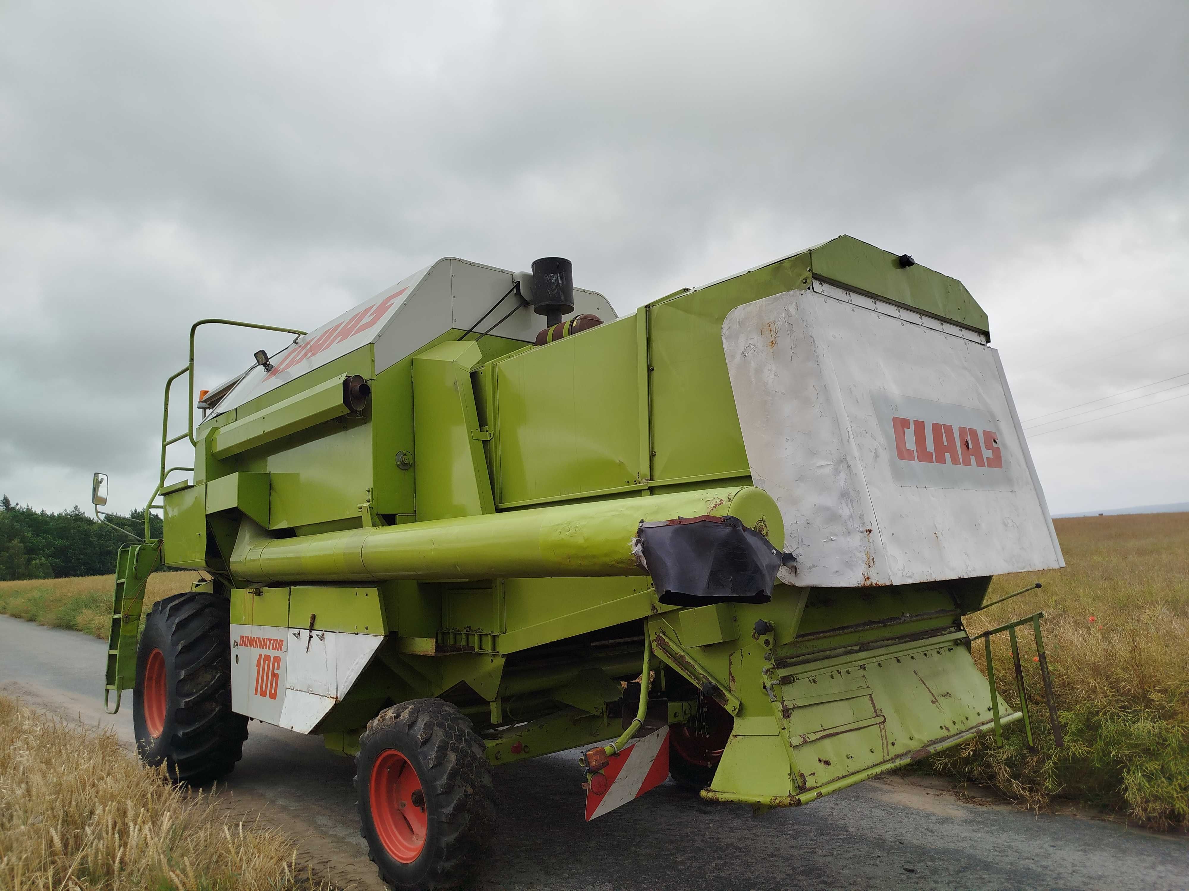 Claas Dominator 106