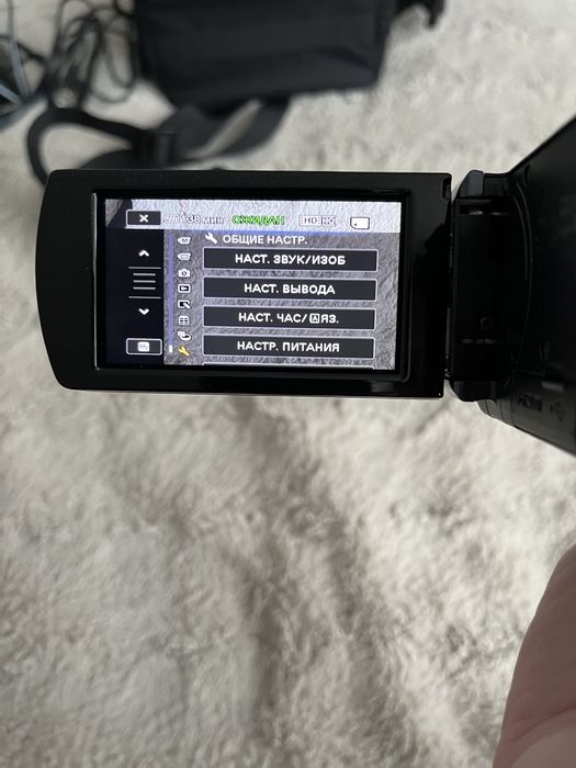 Цифрова відеокамера Sony HDR-CX110E (HD: 1920 x 1080/60i)