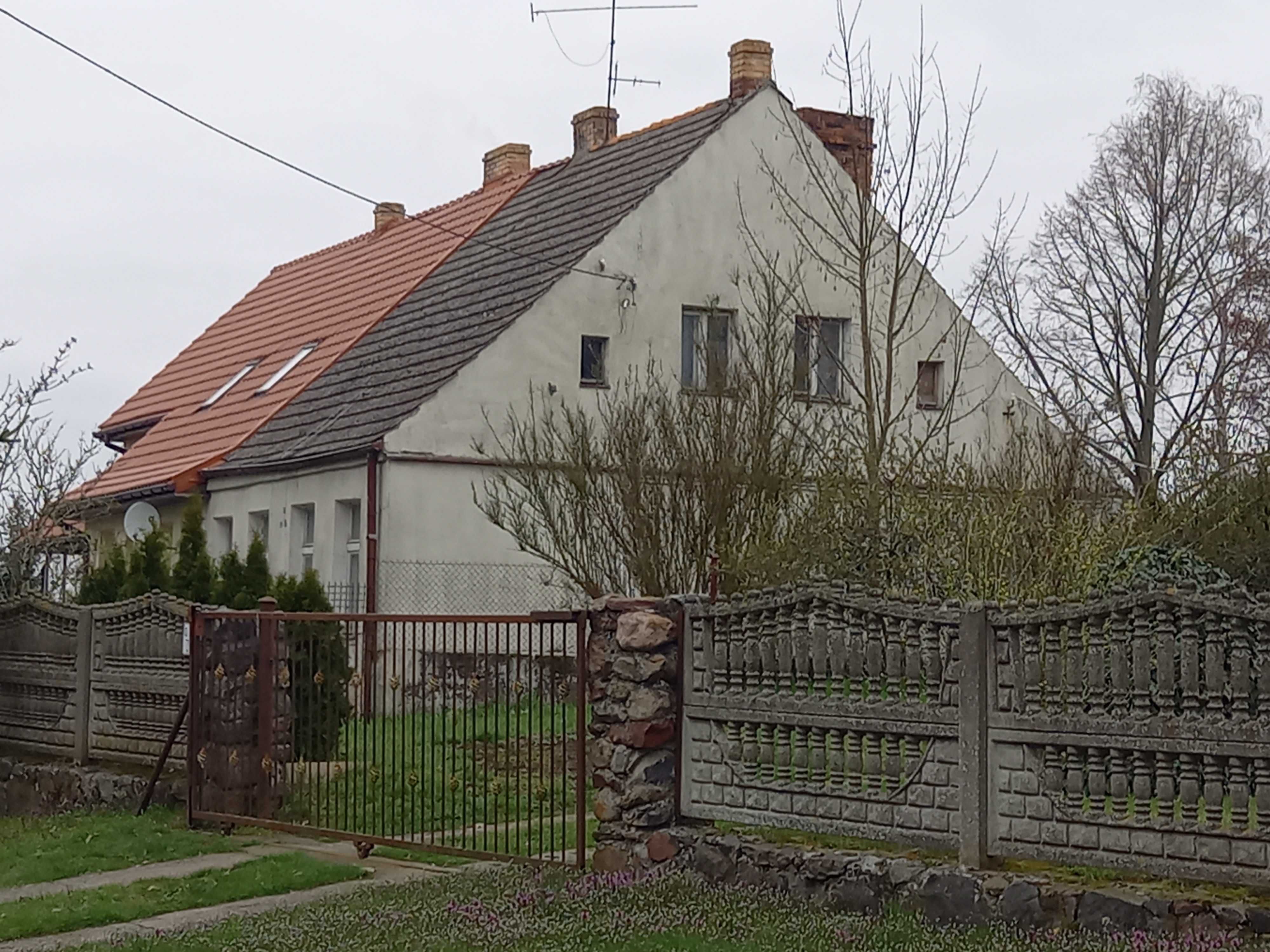 Dom do remontu - bliźniak Barnisław gmina Kołbaskowo
