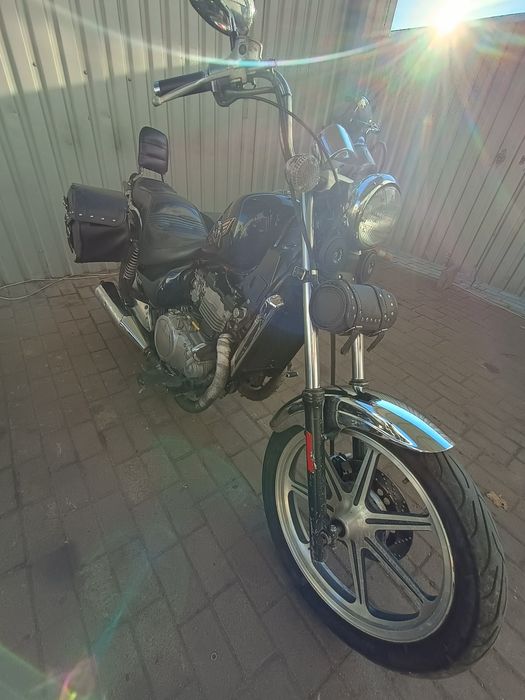 Продам терміново Kavasaki Vulcan 500