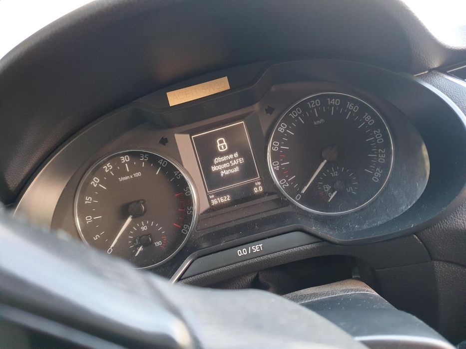 Quadrante / painel de instrumentos SKODA Octavia III Break (5E5)