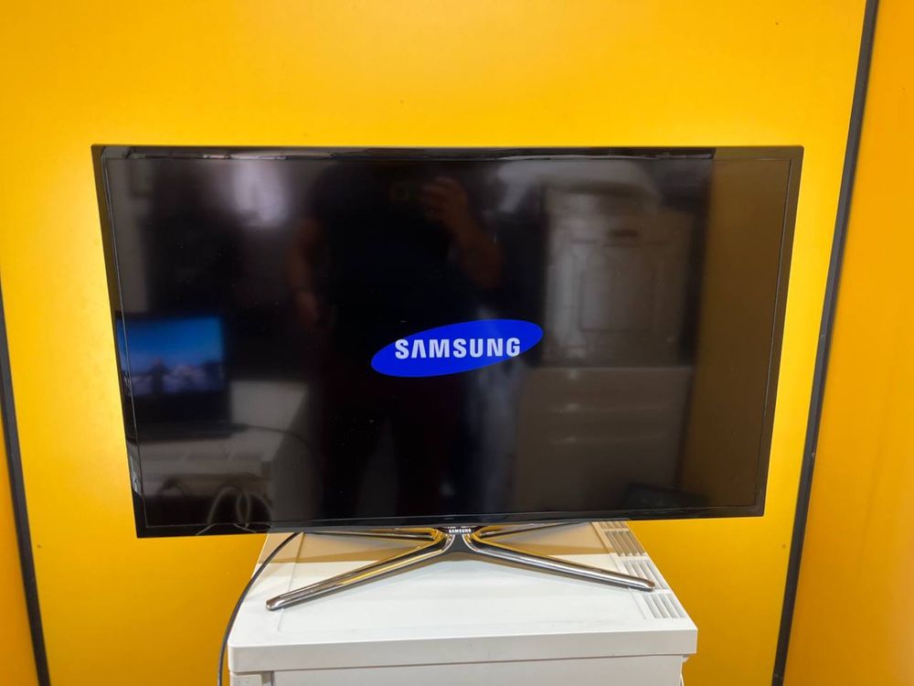 Телевізор Samsung UE40F5070SS Led Full HD