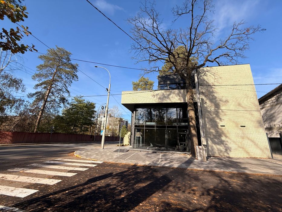 Оренда комерції Центр Ірпеня, топова локація для Бізнесу! від 90м2