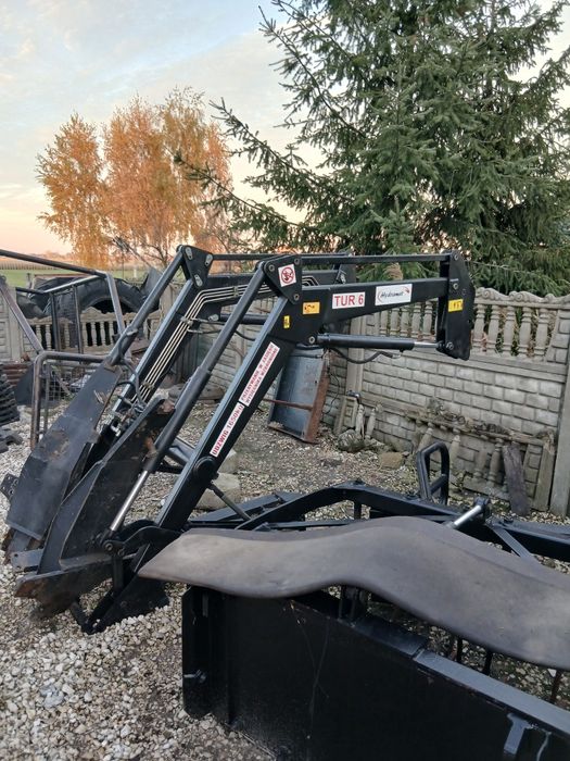 Ładowacz czołowy tur