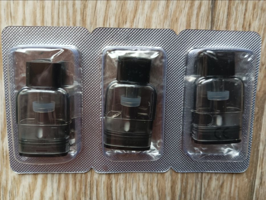 Kartridże nowe, nieużywane.
