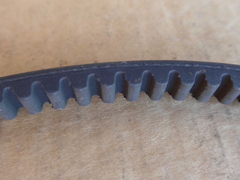 Yamaha Aerox BWs Zuma Jog Slider pasek Polini 248.003 / Minarelli 50