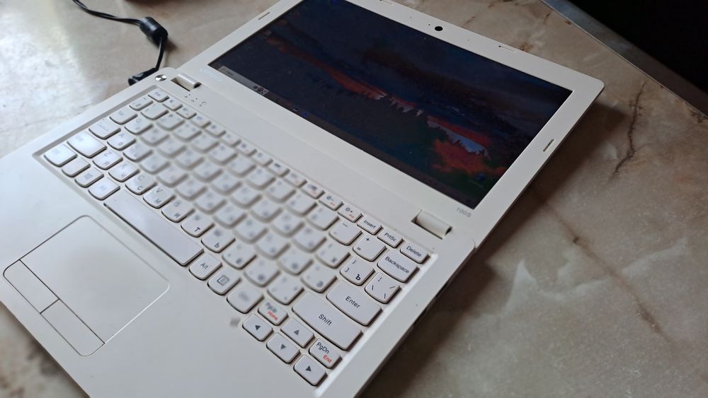 Продам ideapad Lenovo