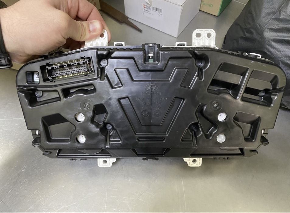 Панель приладів (щиток, приборка) Hyundai Sonata LF 2014-2017рр. (USA)