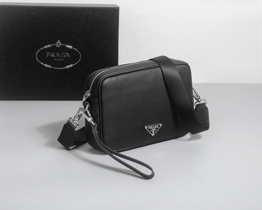 Сумка Prada шкіряна чоловіча чорна Прада барсетка кожа