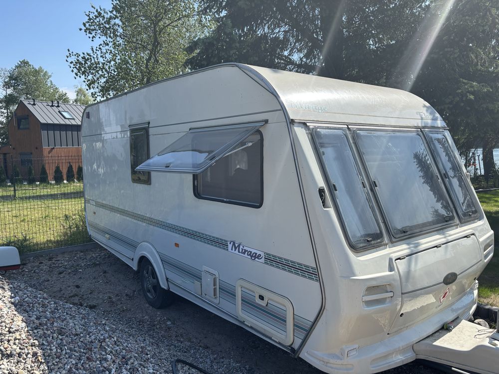 Ładna zadbana przyczepa Coachman Mirage 450/2