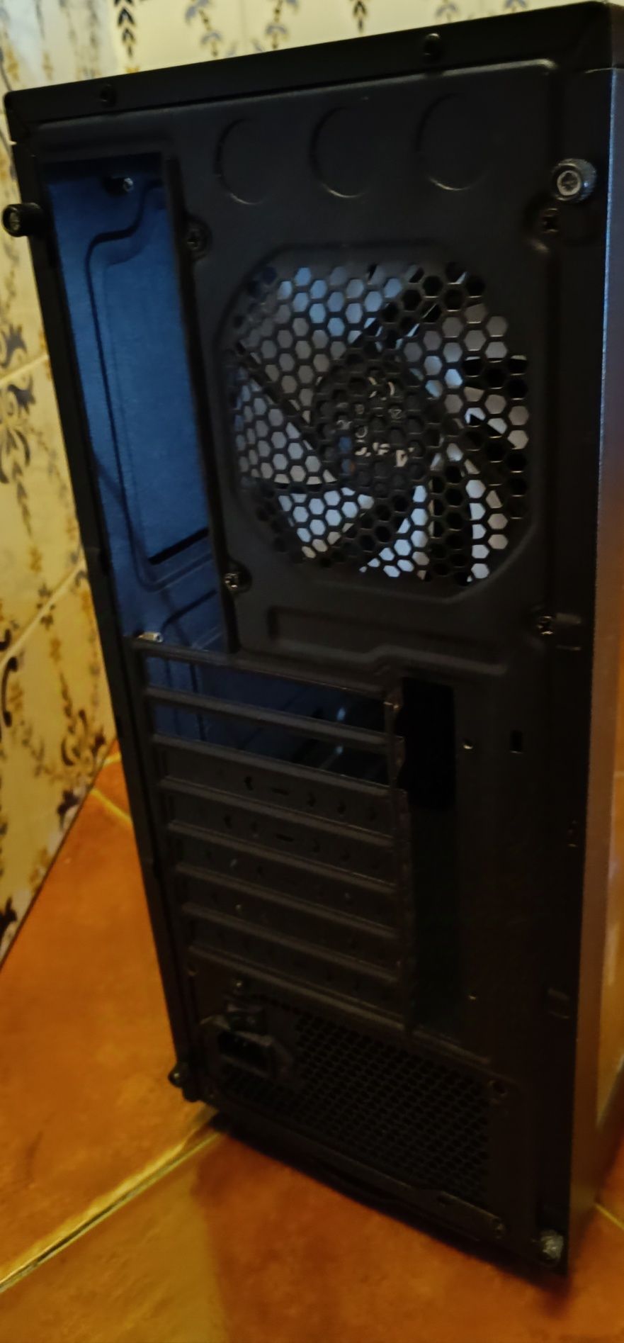 Caixa para Computador