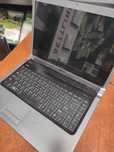 Laptop firmy Dell.