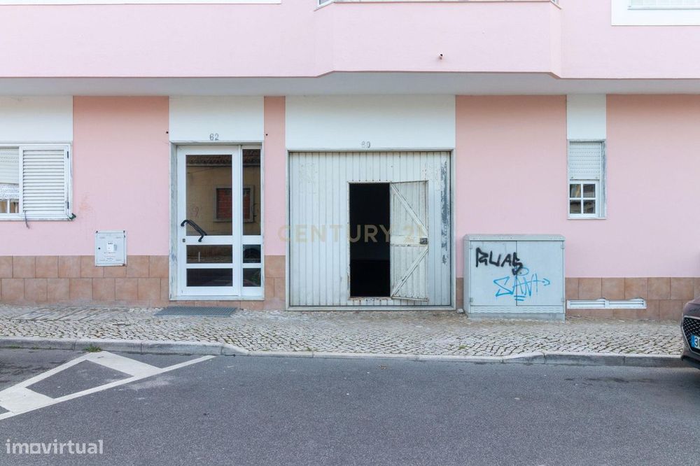 Garagem  Pinhal Novo  - Oportunidade Única