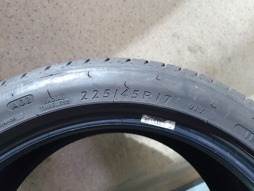 Dunlop Sport Maxx RT 225/45R17