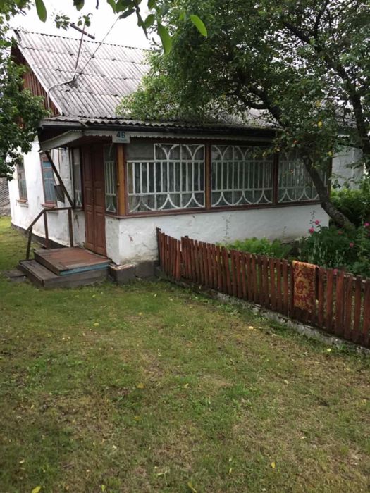 Продається будинок з земельною ділянкою 12 соток