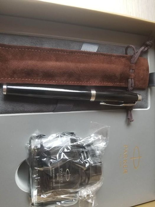 Ручка Parker на подарунок